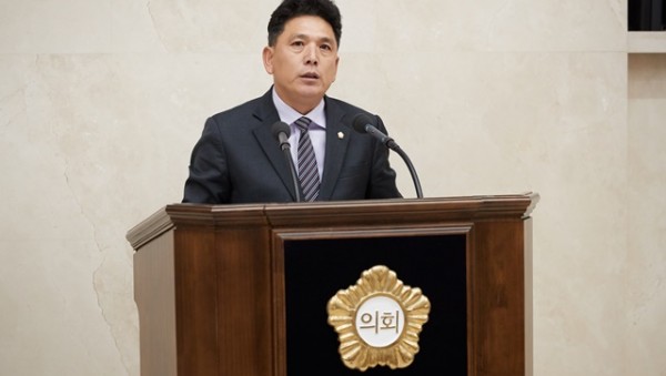 20191126 제238회 제2차 정례회 시정질문(5)-이창식 의원.jpg