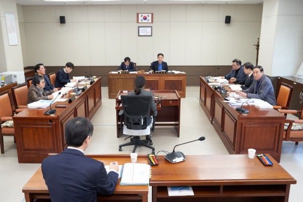 20191204 제238회 제2차 정례회 행감 8일차(4)-도시건설위원회.jpg