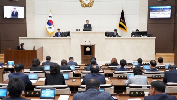 20191217 용인시의회, 제238회 제2차 정례회 폐회.jpg