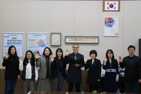 200224 경기동부보훈지청, 적극행정 선도자 서약식 실시(사진파일1).jpg