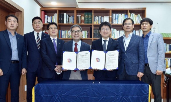 0525 도교육청-NH농협 경기꿈의학교 활성화 ‘맞손’(사진2).jpg