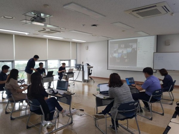 0716 경기도교육연수원, 신규공무원 대상 추수지도과정 온라인 연수 실시(사진).jpg