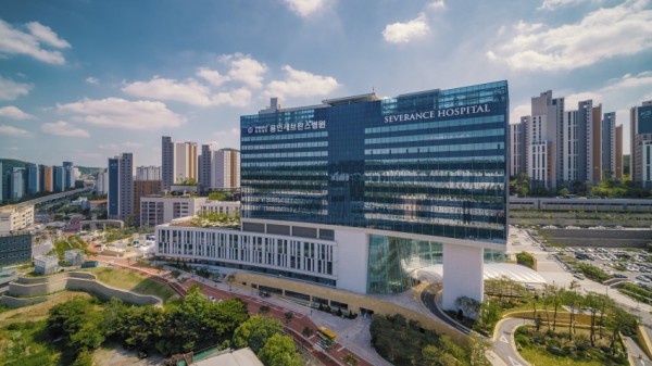 [사진2] 용인세브란스병원, 국내 최초 로봇 이식신우-본인요관문합술 성공_용인세브란스병원 전경.jpg