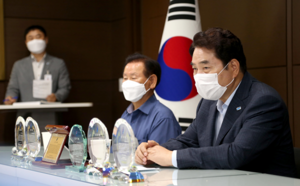 주석 2020-08-11 223010.png