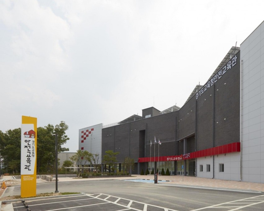 0923 경기도 첫 안전체험시설 경기도교육청안전교육관, 24일 개관식(사진).jpg