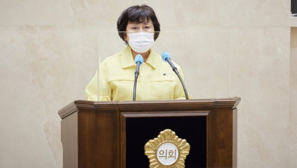 20200909 용인시의회, 지방자치법 전부개정안 수정요구 촉구 결의안 채택.jpg