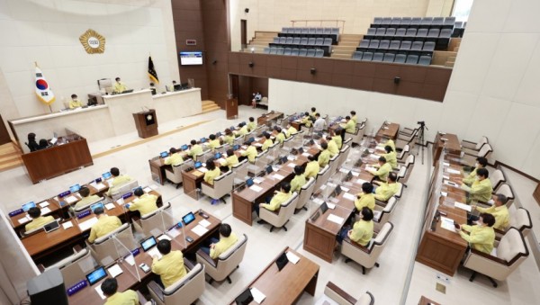 20200911 용인시의회, 제247회 임시회 폐회(2).jpg