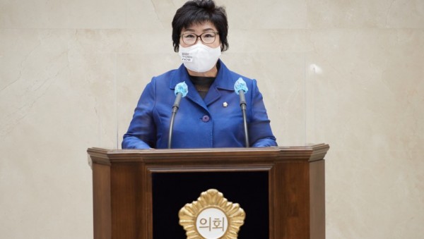 20201013 용인시의회, 2022년 제68회 경기도종합체육대회 용인 유치 지지 결의안 채택.jpg