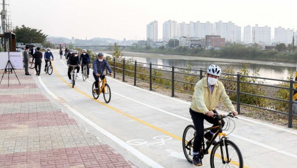 화면 캡처 2020-10-12 214533.jpg