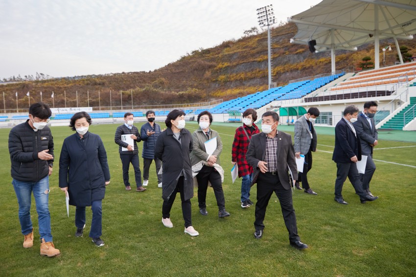 20201102 의원연구단체 스포츠시티 용인 III 벤치마킹(3)(목포 국제축구센터).jpg