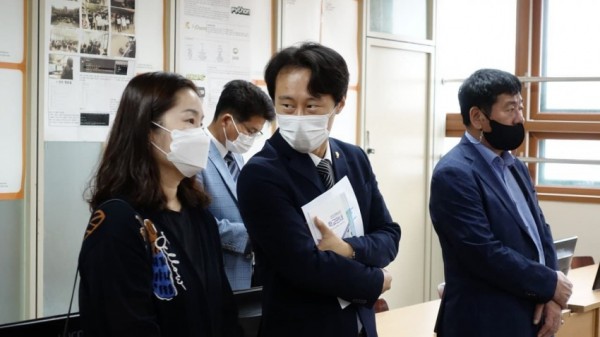 이탄희 의원, 보정고 간담회 모습.jpg