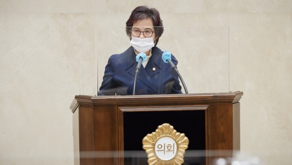 20201125 용인시의회, 제249회 제2차 정례회 시정질문-박남숙 의원.jpg