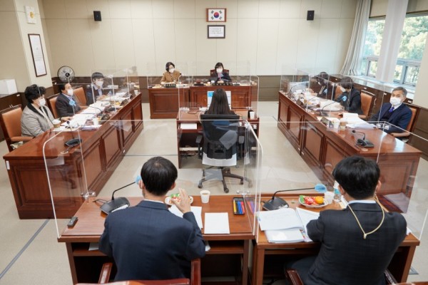 20201203 행정사무감사 8일차-003.jpg