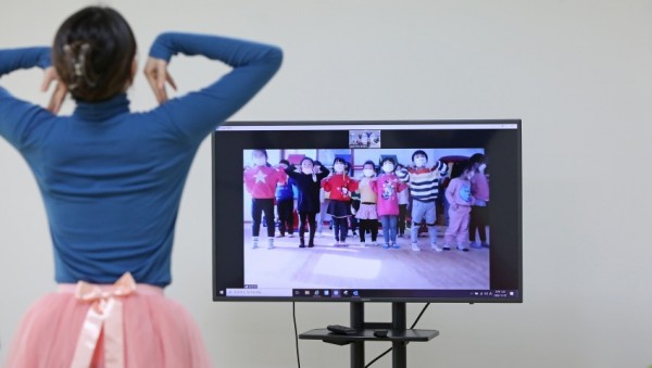 1. 유아문화예술교육 수업사진.jpg