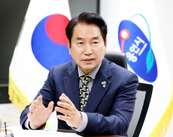 용시장.jpg