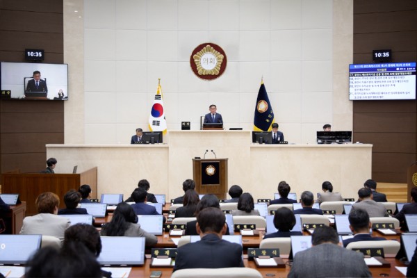 20231120 용인특례시의회, 제277회 제2차 정례회 제2차 본회의 열어(2).jpg