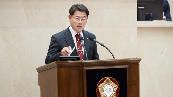20231120 제277회 제2차 정례회 시정질문-8.이진규 의원(1).jpg