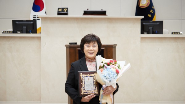 20231121 용인특례시의회 김상수 의원, 2023 서울평화문화대상 수상.jpg