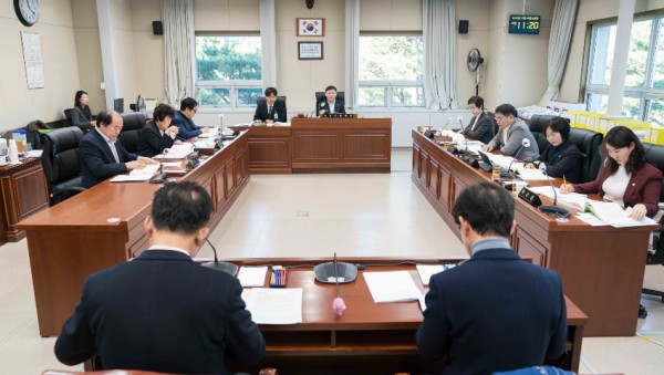 20231124 행정사무감사 4일차(1)문화복지위원회.jpeg