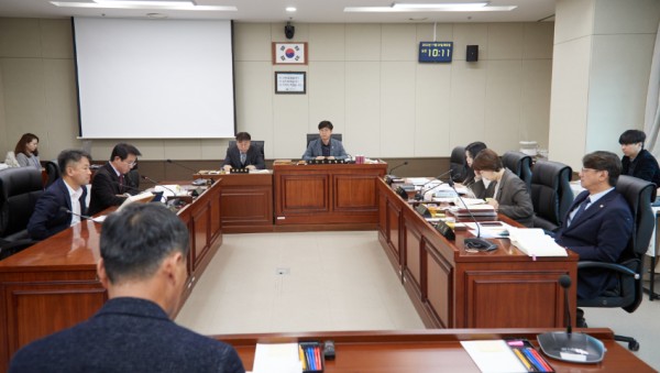 20231128 행정사무감사 8일차(4)도시건설위원회.jpg