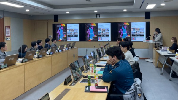 8. 용인특례시가 지난 13일 시청에서 2024 생활안전을 더하는 공공디자인 사업설명회를 개최했다..jpeg