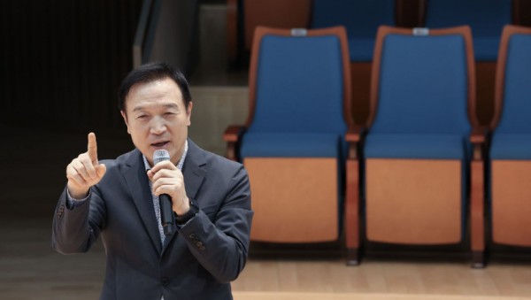 240425_임태희_교육감_경기교육_데이터__세계표준_될_수_있다(사진1).jpg