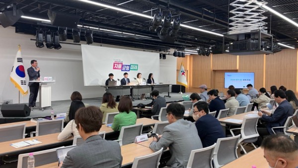 240507_경기도교육청___IB_운영교_145개로_확대_깊이_있는_학습으로_공교육_변화_추진_5대_전략(사진2).jpg