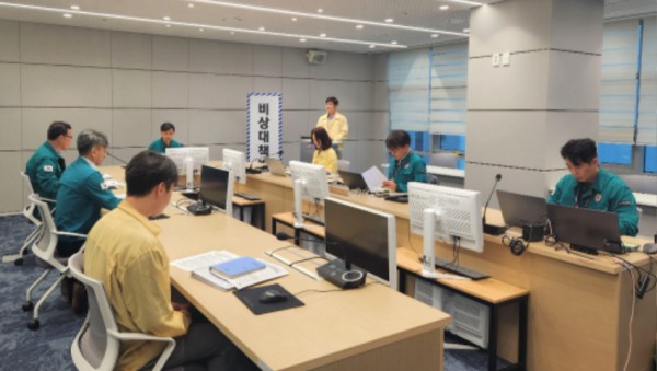 240718_경기도교육청__집중호우_대비_긴급_대책회의(사진1).jpg