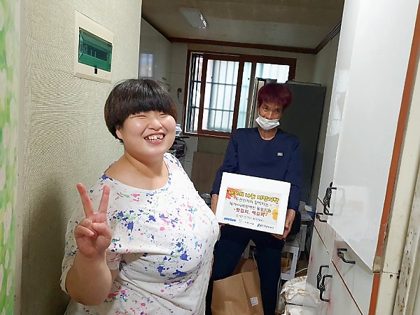 3. 바보의 나눔, ㈜두산전자와 함께 장애인 38가정에 김치 전달(붙임자료).jpg