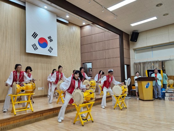 5-2. 기흥구 기흥동이 21일 기흥동스토리 사진 콘테스트 시상식과 주민자치 작품발표회를 개최했다 (1).jpg