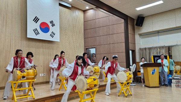 5-2. 기흥구 기흥동이 21일 기흥동스토리 사진 콘테스트 시상식과 주민자치 작품발표회를 개최했다 (1).jpg