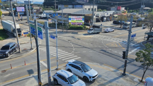 5. 용인특례시가 회전교차로를 설치할 예정인 백암면사무소사거리 전경.jpeg