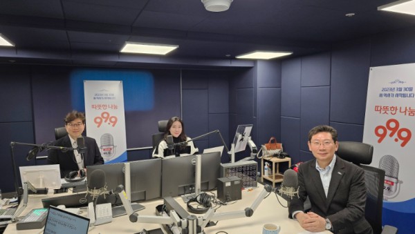 이상일 용인특례시장이 22일 OBS 라디오에 출연해 경기남부광역철도 사업 등의 시정 현안을 설명했다.jpg