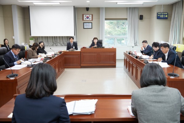 20241121 행정사무감사 3일차(2)-문화복지위원회.jpg