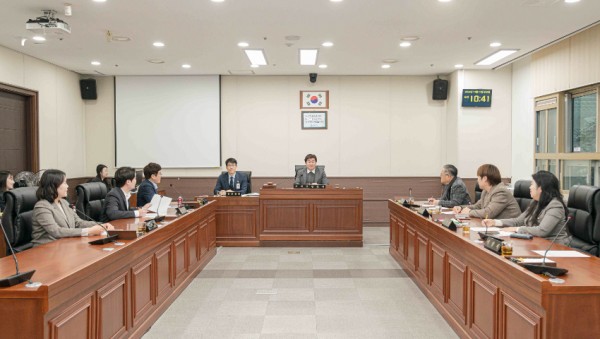 20241127 행정사무감사 9일차(1)-자치행정위원회.jpg