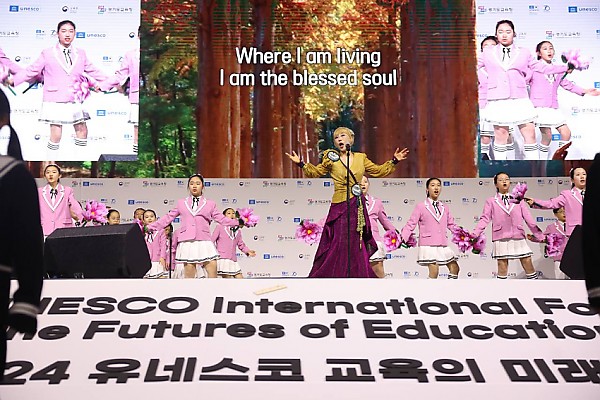 241202_경기공유학교에서_성장한_학생들__‘한국_교육_위상’_세계에_알려(사진1).jpg