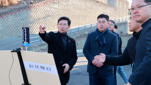 4-1. 이상일 용인특례시장이 기흥구 상하동 주민들의 숙원 사업인 