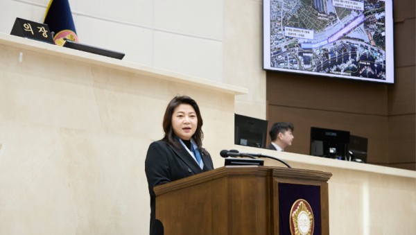 20250214 제290회 임시회 제2차 본회의-5분 자유발언(2) 박희정 의원(2).jpg