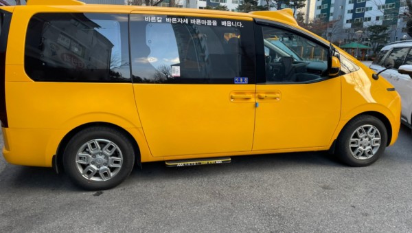 7. 용인특례시가 경유차를 폐차하고 어린이 LPG통학차량 구입 보조금 신청을 접수한다. 사진은 어린이 통학 차량..jpg