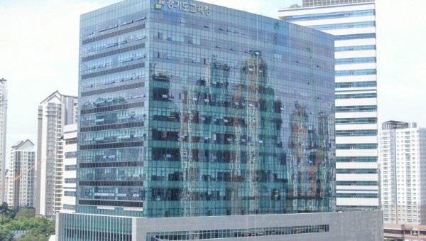 경기도교육청_남부신청사_전경 (2).jpg