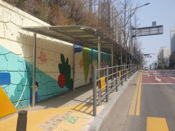 8-1. 수지구 통학로 캐노피 설치.jpg
