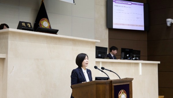 20250423 제292회 임시회 제3차 본회의 시정질문-신현녀 의원(3).jpg