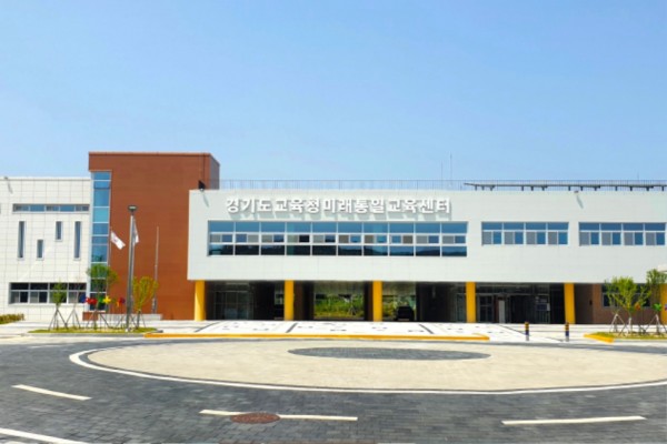 250624_미래통일교육을_위한_안보_현장을_직접_가다…경기도교육청__‘2025_안보_견학’_실시(운영지원과)_경기도교육청미래통일교육센터.jpg