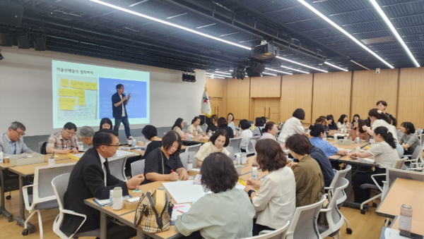 250710_학생과_학부모에게_신뢰받는_경기교육정책_자율선택급식_운영학교_확대(학교급식보건과)(사진2).png