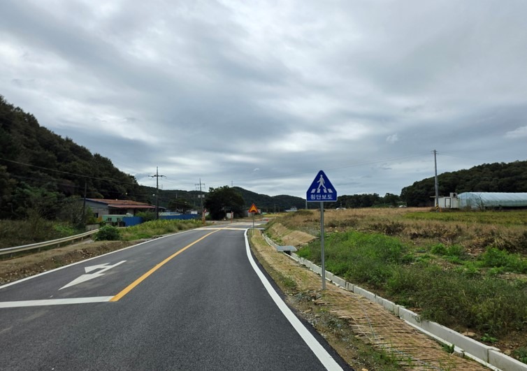 4. 처인구는농어촌도로 ‘상리선 리도210호 1구간’을 개통했다.jpg