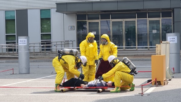 4-1. 9월 30일 제일약품(주)에서 열린 유해화학물질 누출사고 대응 합동 소방훈련 모습.jpg