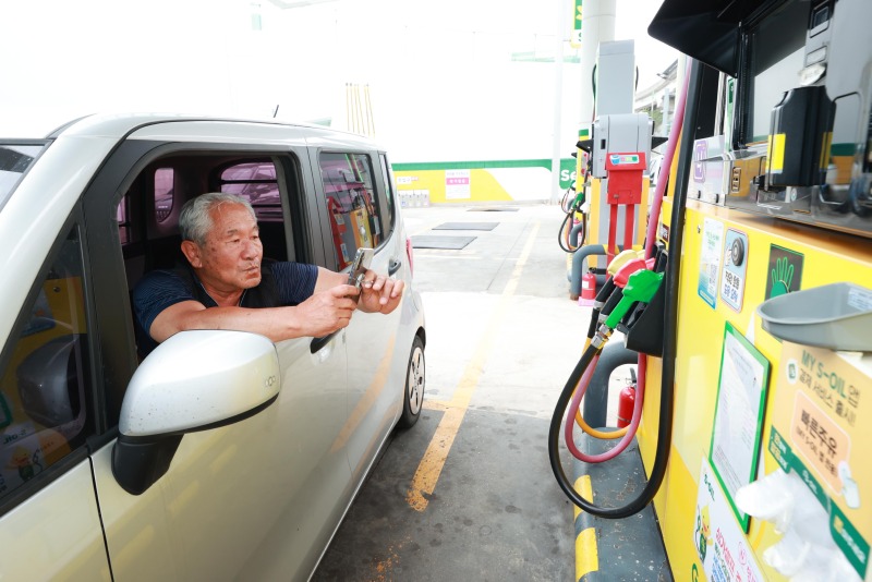 6-2. 용인특례시가 운영하는 장애인 등 우선배려 주유서비스가 보건복지부 장관 표창을 받았다..jpg