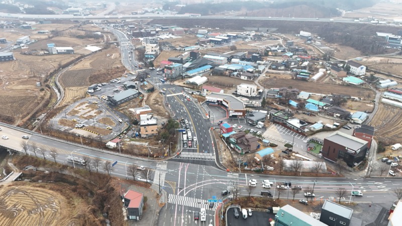 7. 용인특례시는 처인구 포곡읍 마성리 50-6번지와 영문리 2-93번지를 잇는 연결도로(중1-45호)를 확장 개통했다.jpg