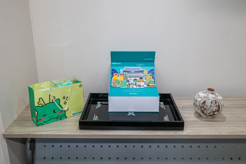 2-3. 요고 박스(YOGO BOX)와 구성품.jpg